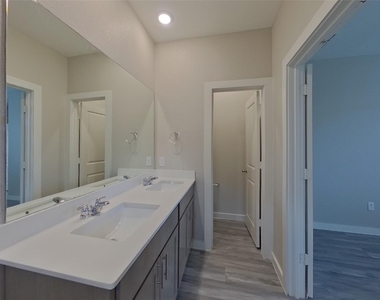 1709 Mexican Heather Dr - Photo Thumbnail 8