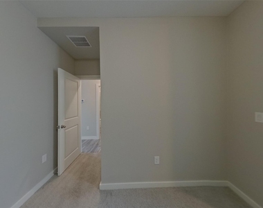 1709 Mexican Heather Dr - Photo Thumbnail 11