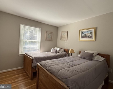 220 Summit Hall Road - Photo Thumbnail 15