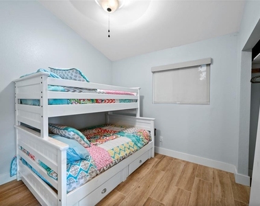 1708 Ski Slope Dr - Photo Thumbnail 17