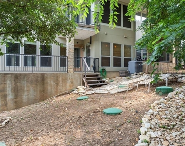 5306 Beacon Dr - Photo Thumbnail 17