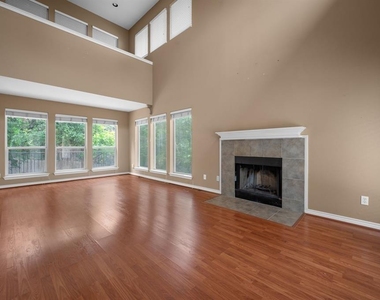 5306 Beacon Dr - Photo Thumbnail 1