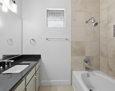 4124 Valley View Rd - Photo Thumbnail 29