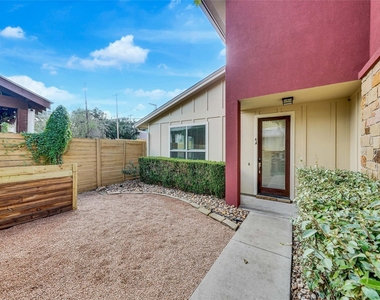 4124 Valley View Rd - Photo Thumbnail 6