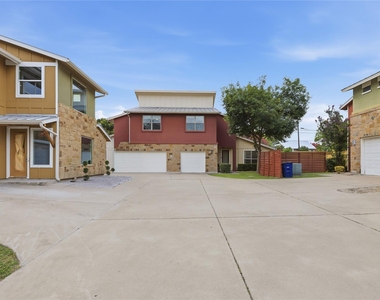 4124 Valley View Rd - Photo Thumbnail 4