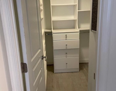 4808 Moorland Lane - Photo Thumbnail 12