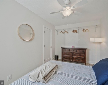 4515 Willard Avenue - Photo Thumbnail 27