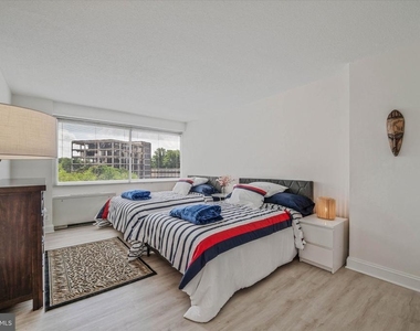 4515 Willard Avenue - Photo Thumbnail 17