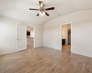 208 Plata Ln - Photo Thumbnail 26