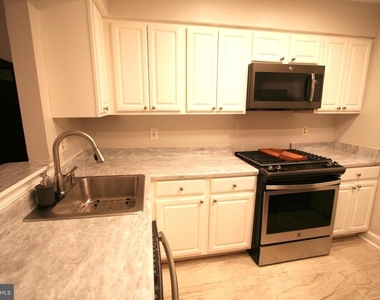 3924 Chesterwood Drive - Photo Thumbnail 20