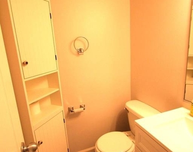 3924 Chesterwood Drive - Photo Thumbnail 21