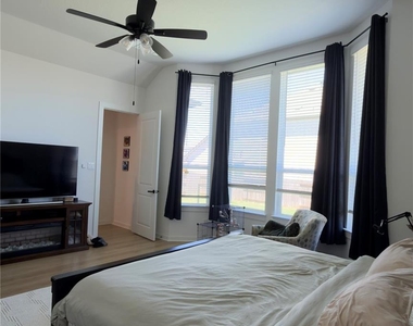 489 Billowing Way - Photo Thumbnail 15