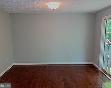7827 Havenside Terrace - Photo Thumbnail 4