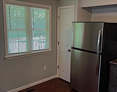 7827 Havenside Terrace - Photo Thumbnail 9