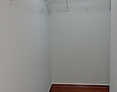 7827 Havenside Terrace - Photo Thumbnail 27