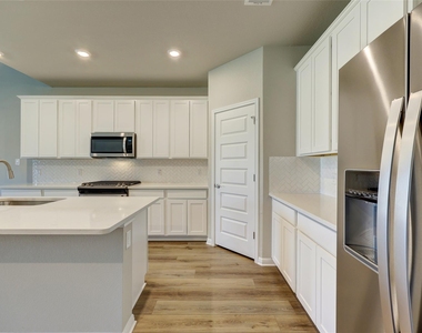 117 Fairmeadow Downs Dr - Photo Thumbnail 10