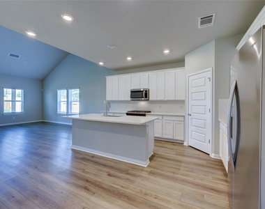 117 Fairmeadow Downs Dr - Photo Thumbnail 7