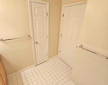 100 Watkins Pond Boulevard - Photo Thumbnail 4