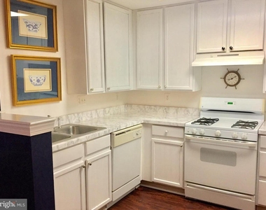 151 Chevy Chase Street - Photo Thumbnail 5