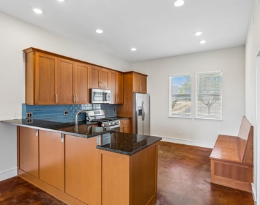 8500 Red Willow Dr - Photo Thumbnail 7