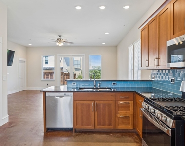 8500 Red Willow Dr - Photo Thumbnail 10