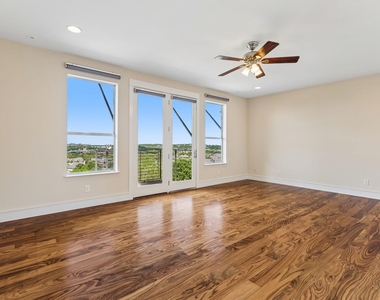 8500 Red Willow Dr - Photo Thumbnail 16