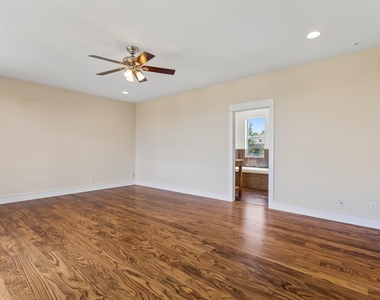 8500 Red Willow Dr - Photo Thumbnail 17