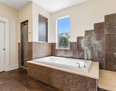 8500 Red Willow Dr - Photo Thumbnail 18