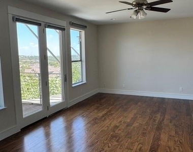 8500 Red Willow Dr - Photo Thumbnail 2