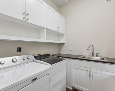8500 Red Willow Dr - Photo Thumbnail 14