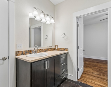 8500 Red Willow Dr - Photo Thumbnail 25