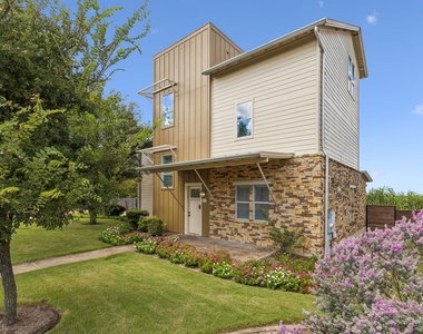 8500 Red Willow Dr - Photo Thumbnail 1