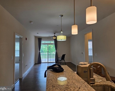10530 Resort Road - Photo Thumbnail 3