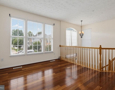 7023 Dasher Farm Court - Photo Thumbnail 21