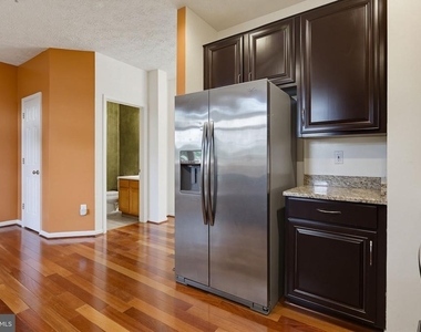 7023 Dasher Farm Court - Photo Thumbnail 27