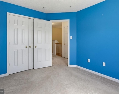 7023 Dasher Farm Court - Photo Thumbnail 45