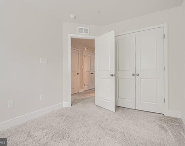 11409 Starlight Place - Photo Thumbnail 35