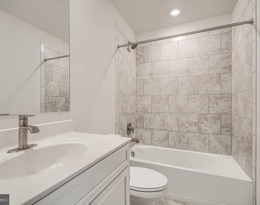 11409 Starlight Place - Photo Thumbnail 42
