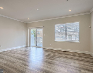 11409 Starlight Place - Photo Thumbnail 18