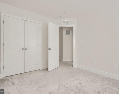 11409 Starlight Place - Photo Thumbnail 38