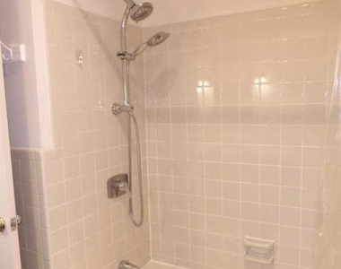9400 Tiller Drive - Photo Thumbnail 15
