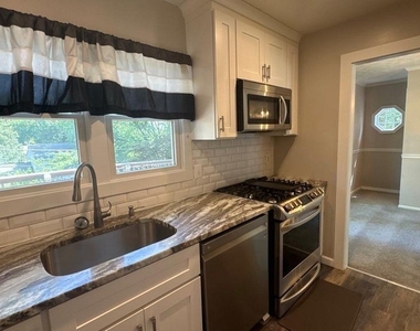6628 Pheasant Drive - Photo Thumbnail 6