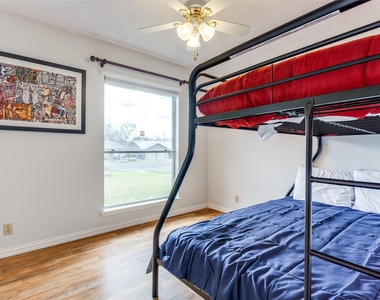 10010 Childress Dr - Photo Thumbnail 11