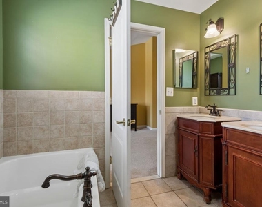 232 Mary Jane Lane - Photo Thumbnail 20