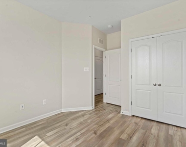 5903 Garden Walk Drive - Photo Thumbnail 28