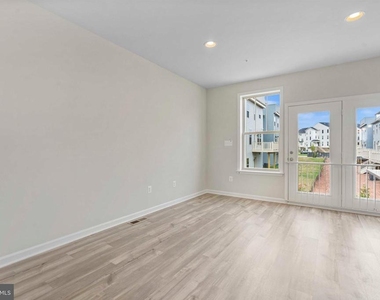 5903 Garden Walk Drive - Photo Thumbnail 4