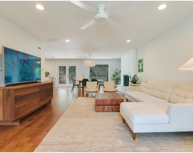 8700 Mountainwood Cir - Photo Thumbnail 5