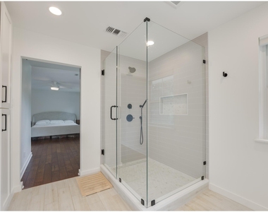 8700 Mountainwood Cir - Photo Thumbnail 28