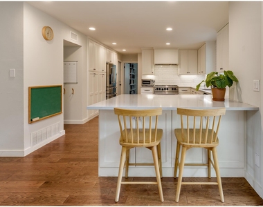 8700 Mountainwood Cir - Photo Thumbnail 11