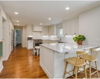 8700 Mountainwood Cir - Photo Thumbnail 10